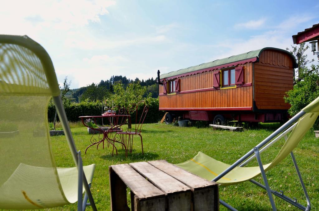 Villa La Roulotte de la Fay à Dompierre-les-Ormes Chambre photo