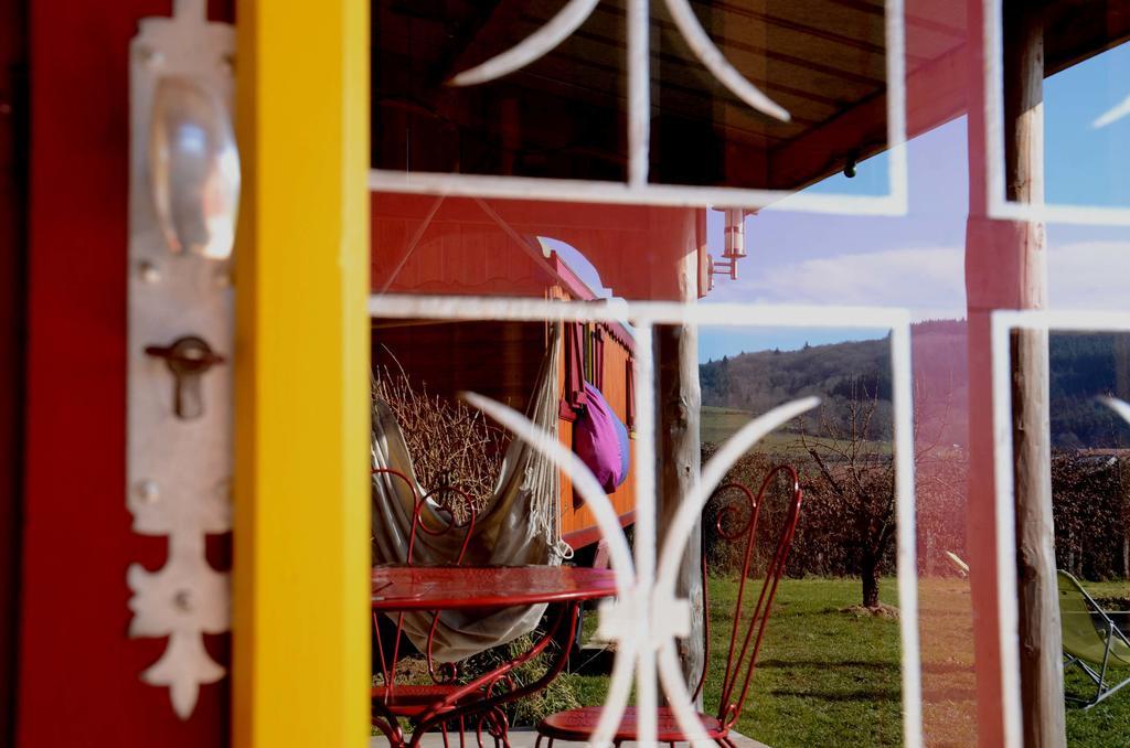 Villa La Roulotte de la Fay à Dompierre-les-Ormes Chambre photo